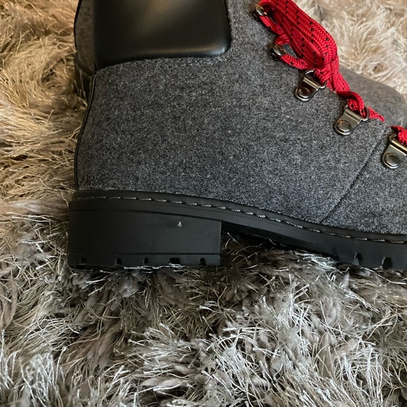 G.H Bass & Co Winter Fashion Boots - Picture 6 of 6